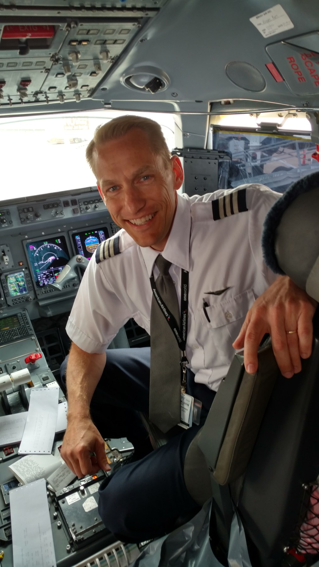 Our Unconventional Life: The Airline&nbsp;Life